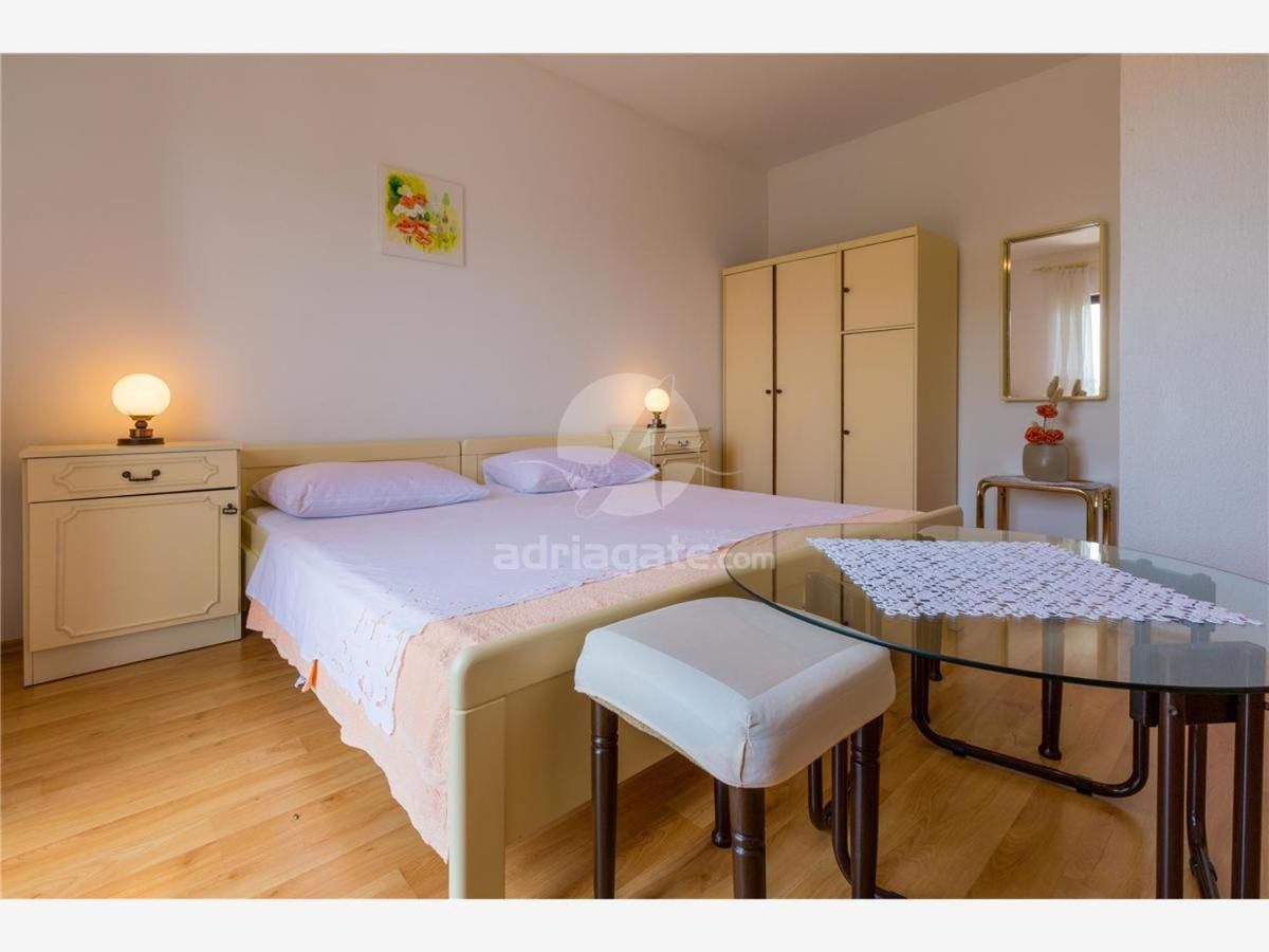 Apartments Dora 塞尔瑟 外观 照片